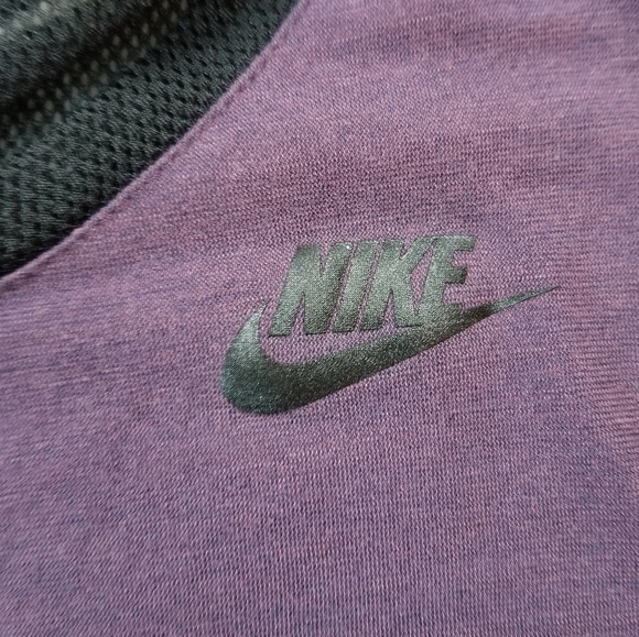 Womens size Small Nike lot of tops - Picture 5 of 13